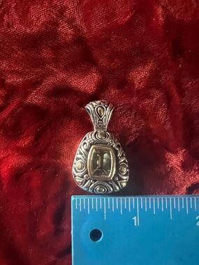 John Hardy Batu Peridot 925 & 18K Pendant